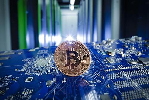 删光100个理财群后我靠“不看盘”策略跑赢90%投资者